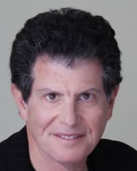 Top Rated Entertainment & Sports Attorney in Malibu, CA : Steven M. Weinberg