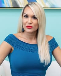 Sally Vecchiarelli
