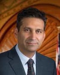 Top Rated Estate & Trust Litigation Attorney in Newport Beach, CA : Max M. Alavi