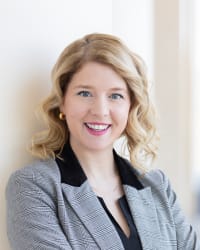 Top Rated Family Law Attorney in Overland Park, KS : Lauren Fields
