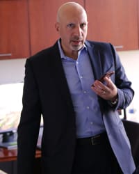 Top Rated Personal Injury Attorney in Woodland Hills, CA : Michael D. Holtz