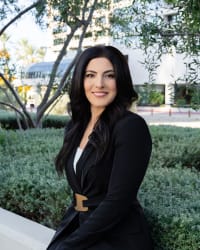 Top Rated Family Law Attorney in Woodland Hills, CA : Siranush Zhamakochyan