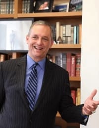Image of Super Lawyers selectee David L. Treat