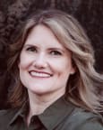 Top Rated Trusts Attorney in Hood River, OR : Samantha M. Benton