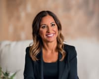 Elena Villase&ntilde;or Sullivan