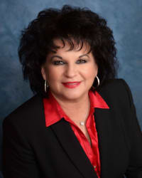 Photo of Tracey L. Dellacona