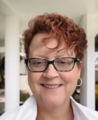 Tabitha M. Hochscheid